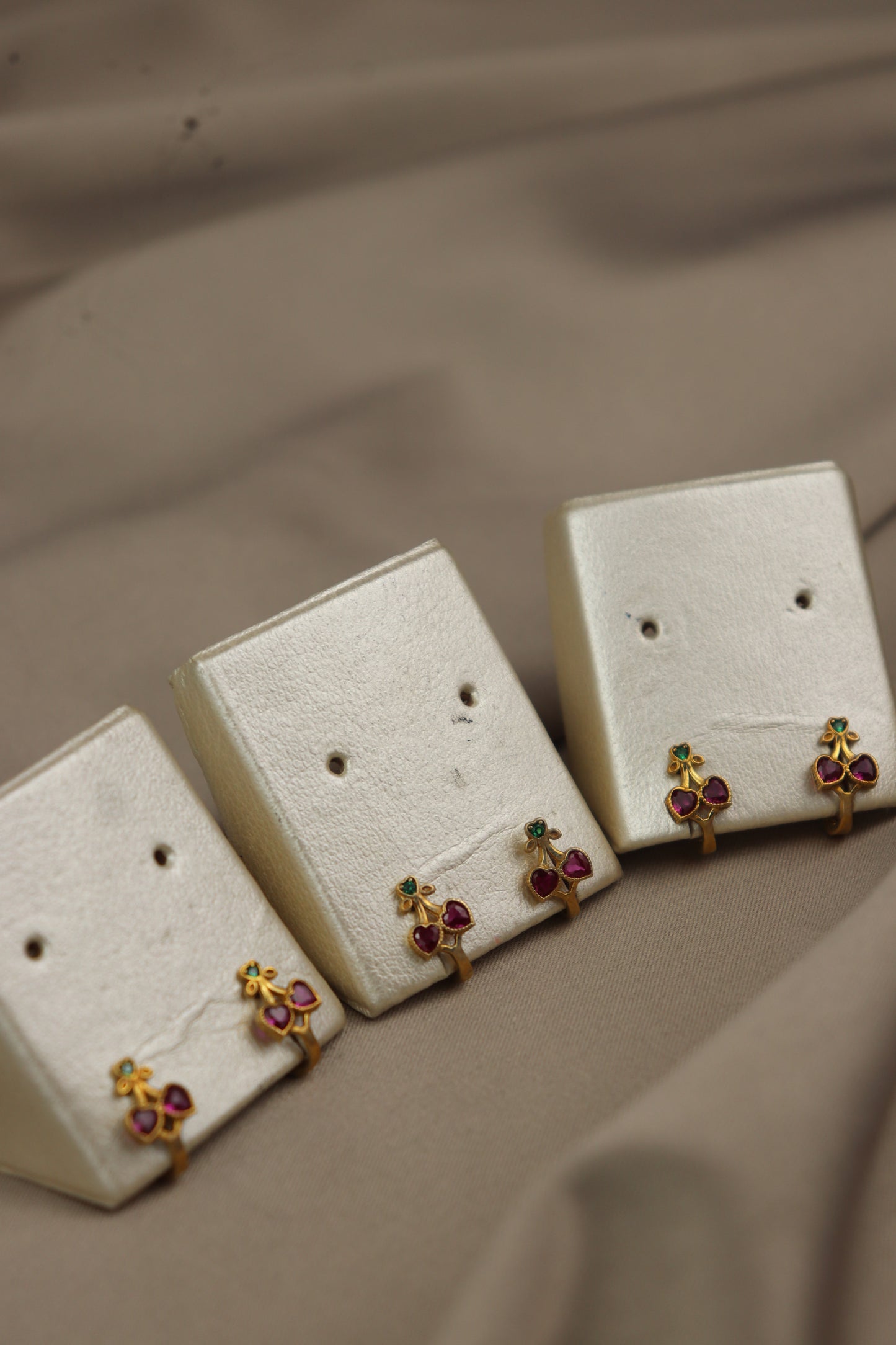 Cherry Earrings 10k #93 – surtijoyaseldorado
