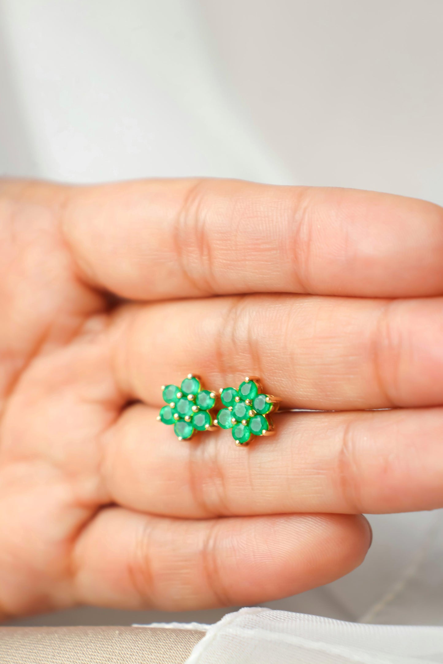 Aretes flor de esmeralda #15