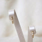 Huggies de diamantes en 18K#06