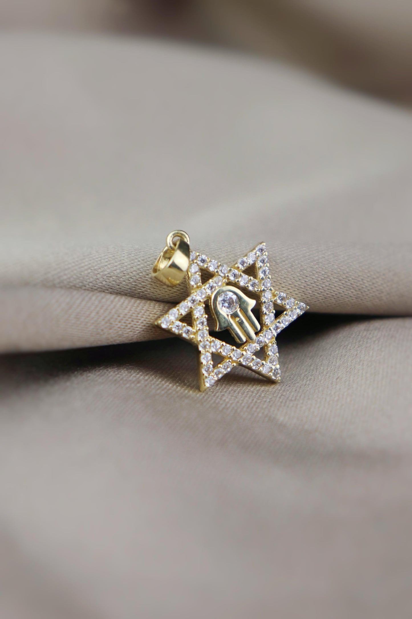 Estrella de David con mano de Hamsa #20
